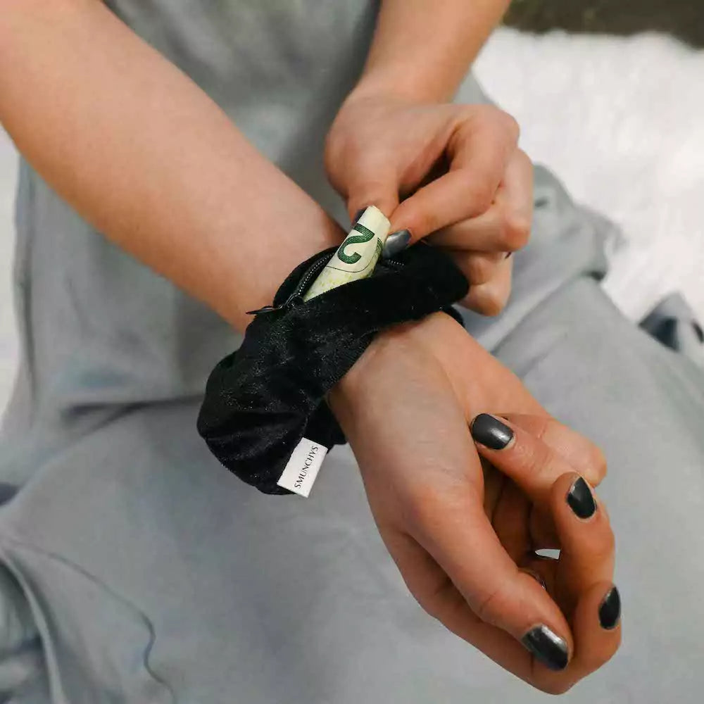 3-Pack Black, Cream, Leopard Velvet Zipper Pocket Scrunchies