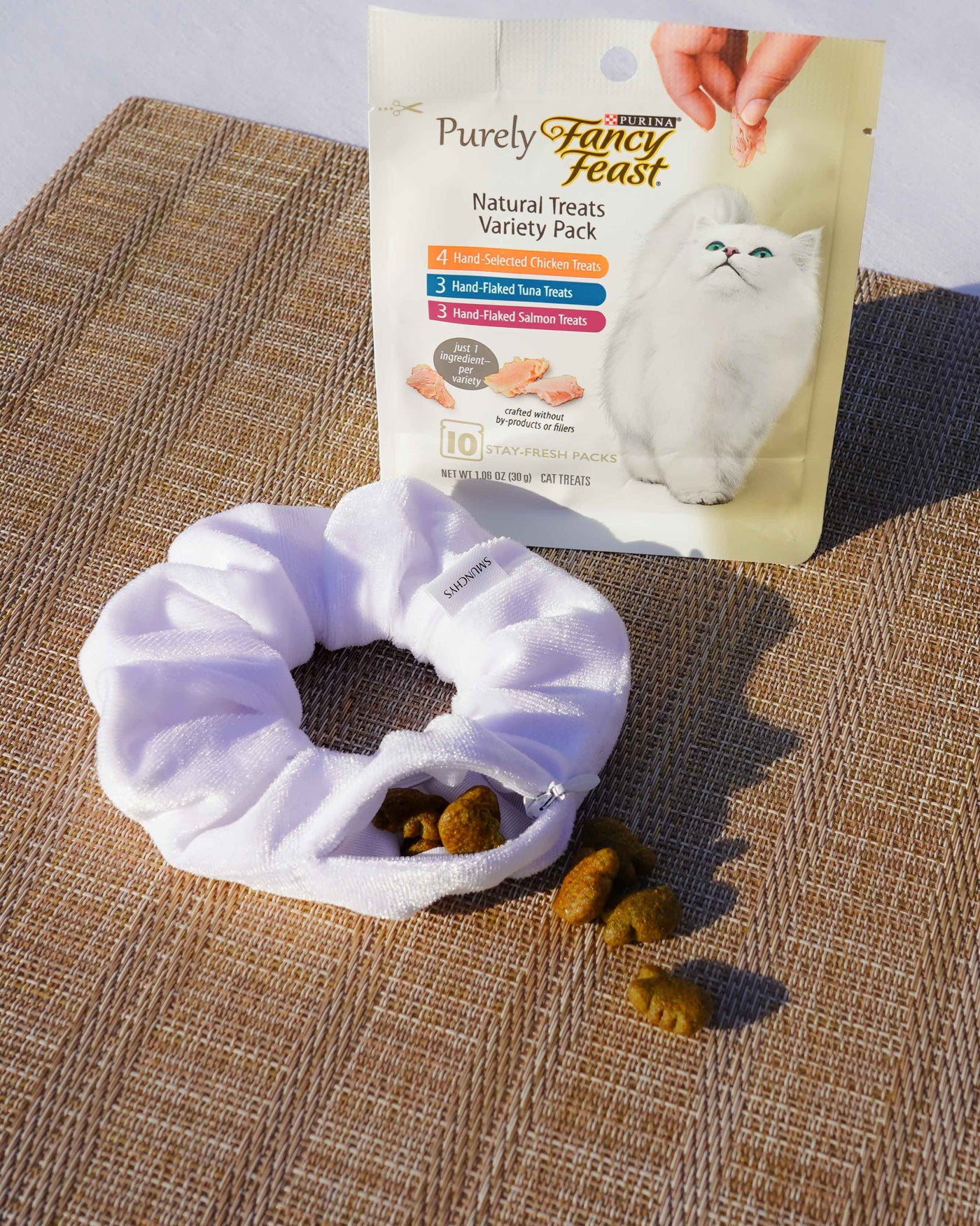 Milky White Zipper Scrunchie - Smunchys
